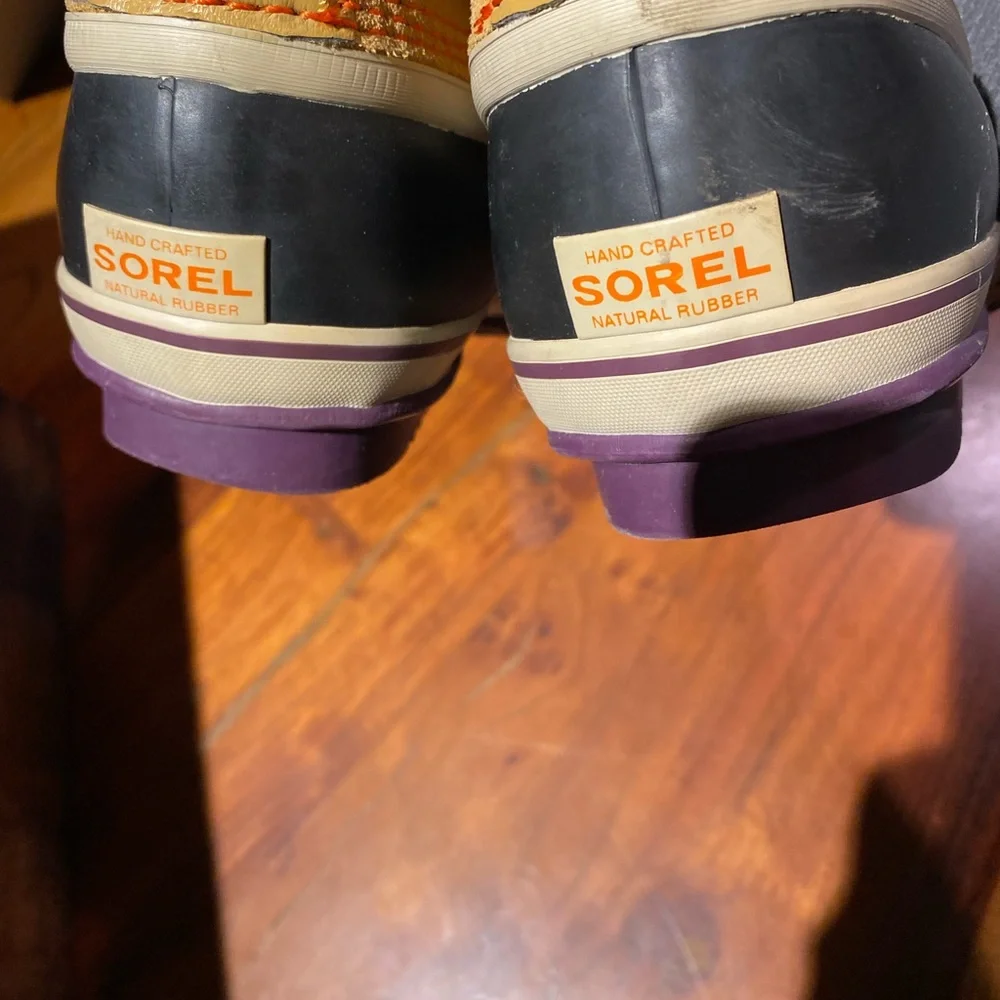 Joan of‎ arctic Sorel women’s boots, size 7